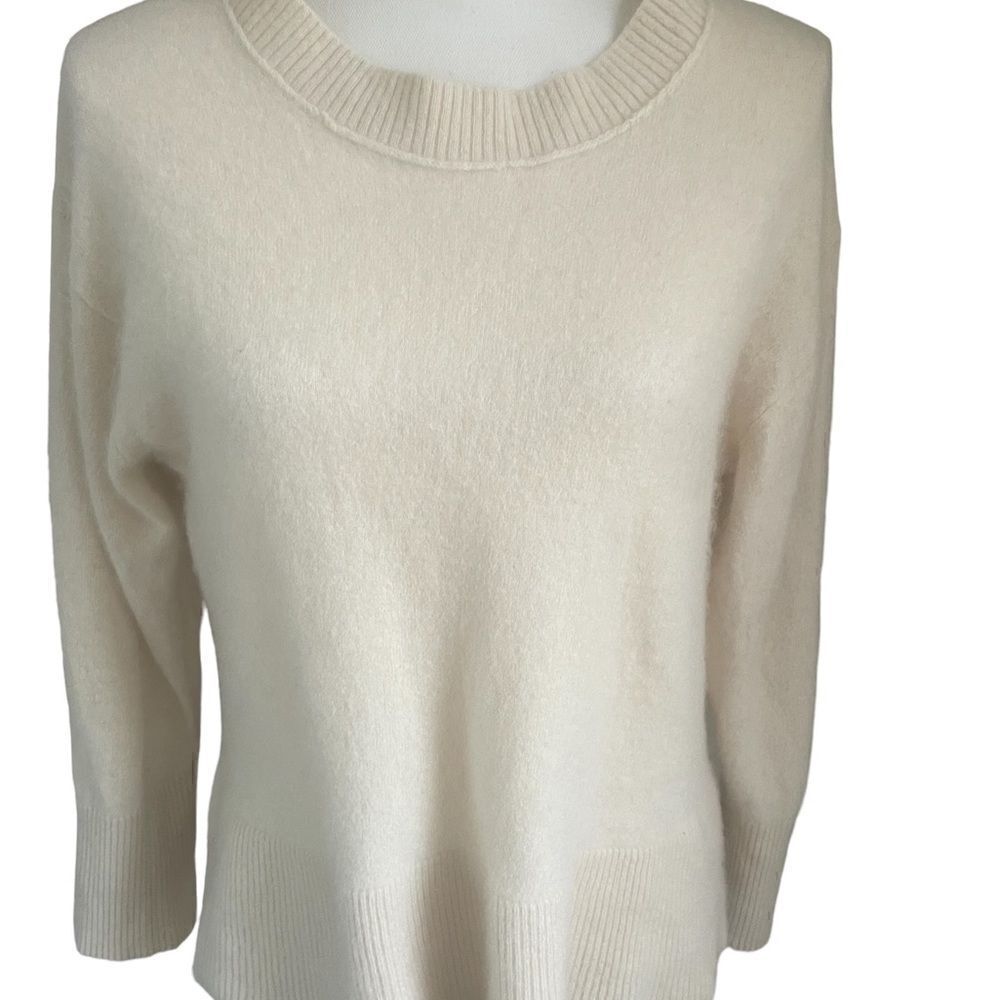 Free People Be Mine 100% Cashmere Cream Pullover Seeater Crew Neck Size S/P